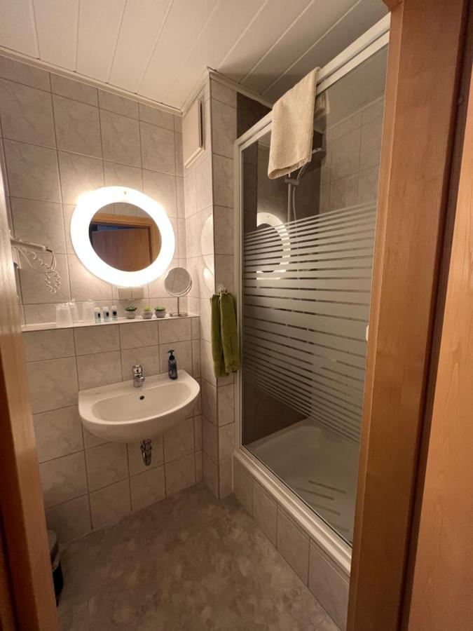 Hotel Abtshof Halberstadt Bagian luar foto