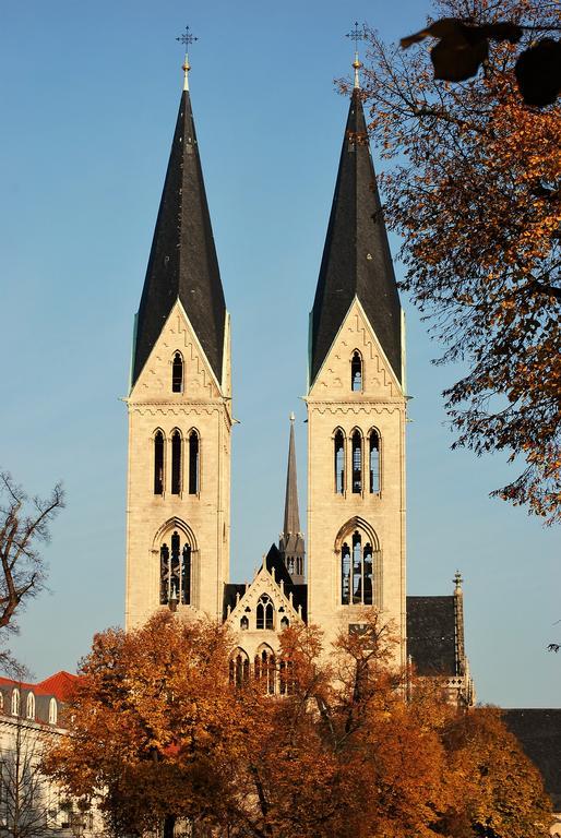 Hotel Abtshof Halberstadt Bagian luar foto